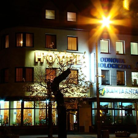 Hotel Anka スウビツェ エクステリア 写真